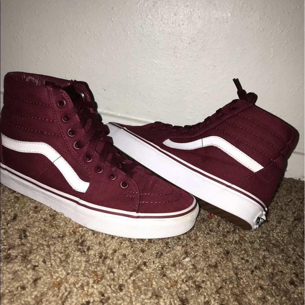 Vans Sk8-hi maroon high top vans